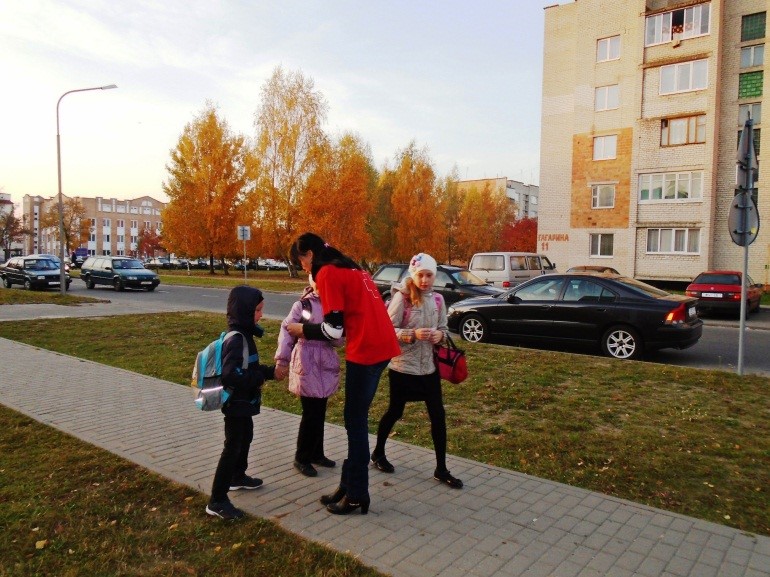 Флэшмоб Не забудь поздравить Маму фото 2