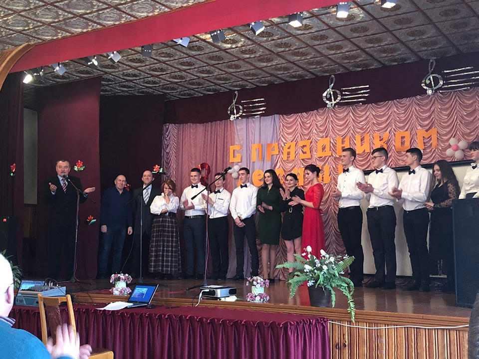 Концертная программа С праздником Весны! фото 1