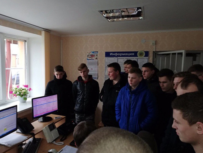 Экскурсия в отдел департамента охраны фото 1