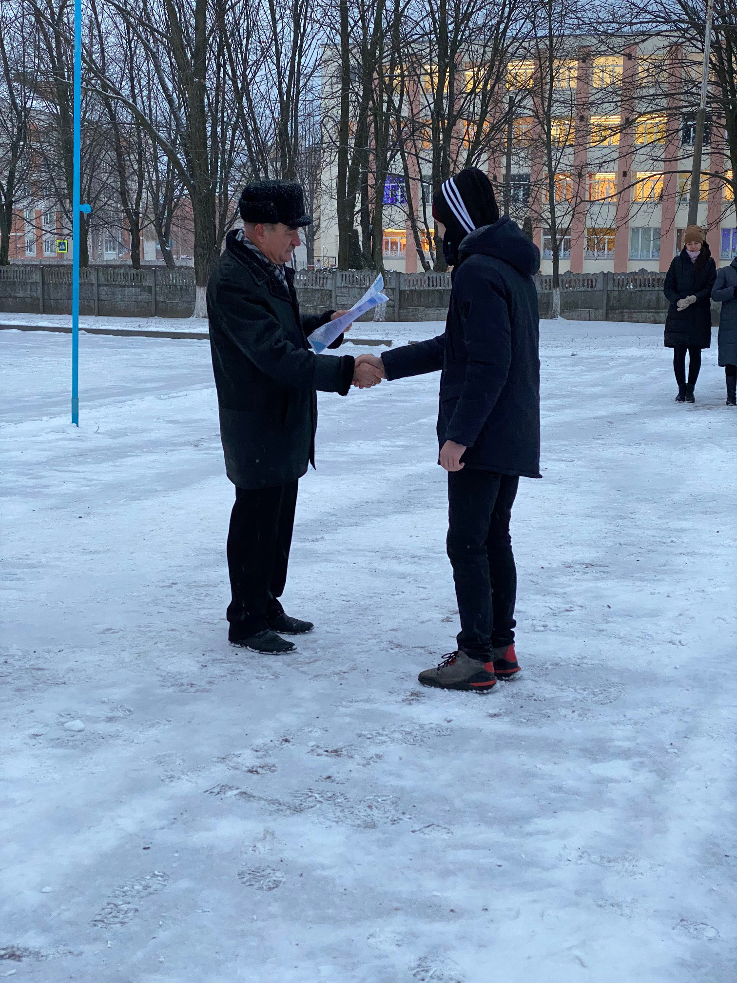 Торжественная линейка, посвящённая окончанию 1‑го учебного полугодия фото 4