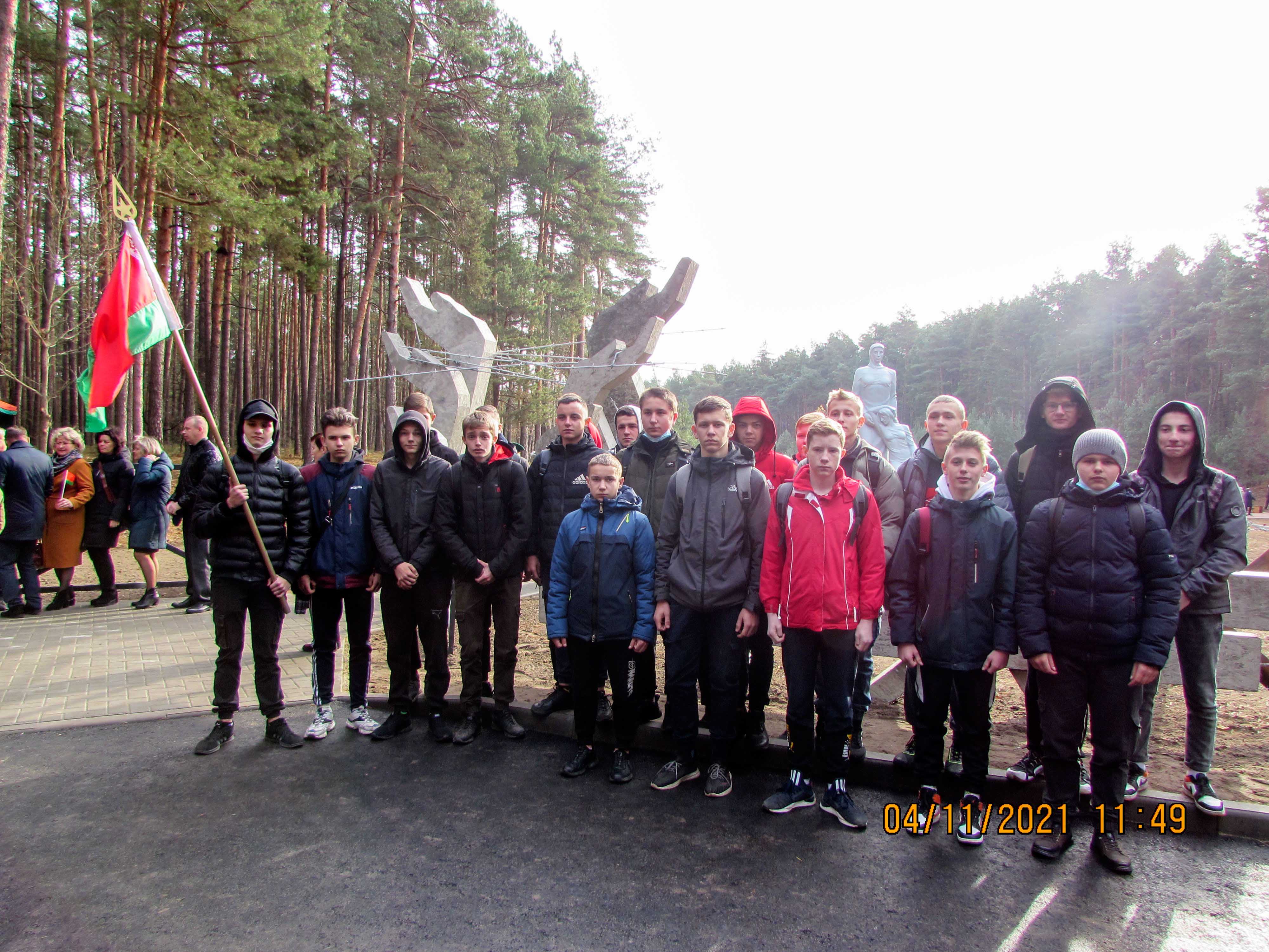 Открытие реконструированного захоронения мирных жителей фото 3