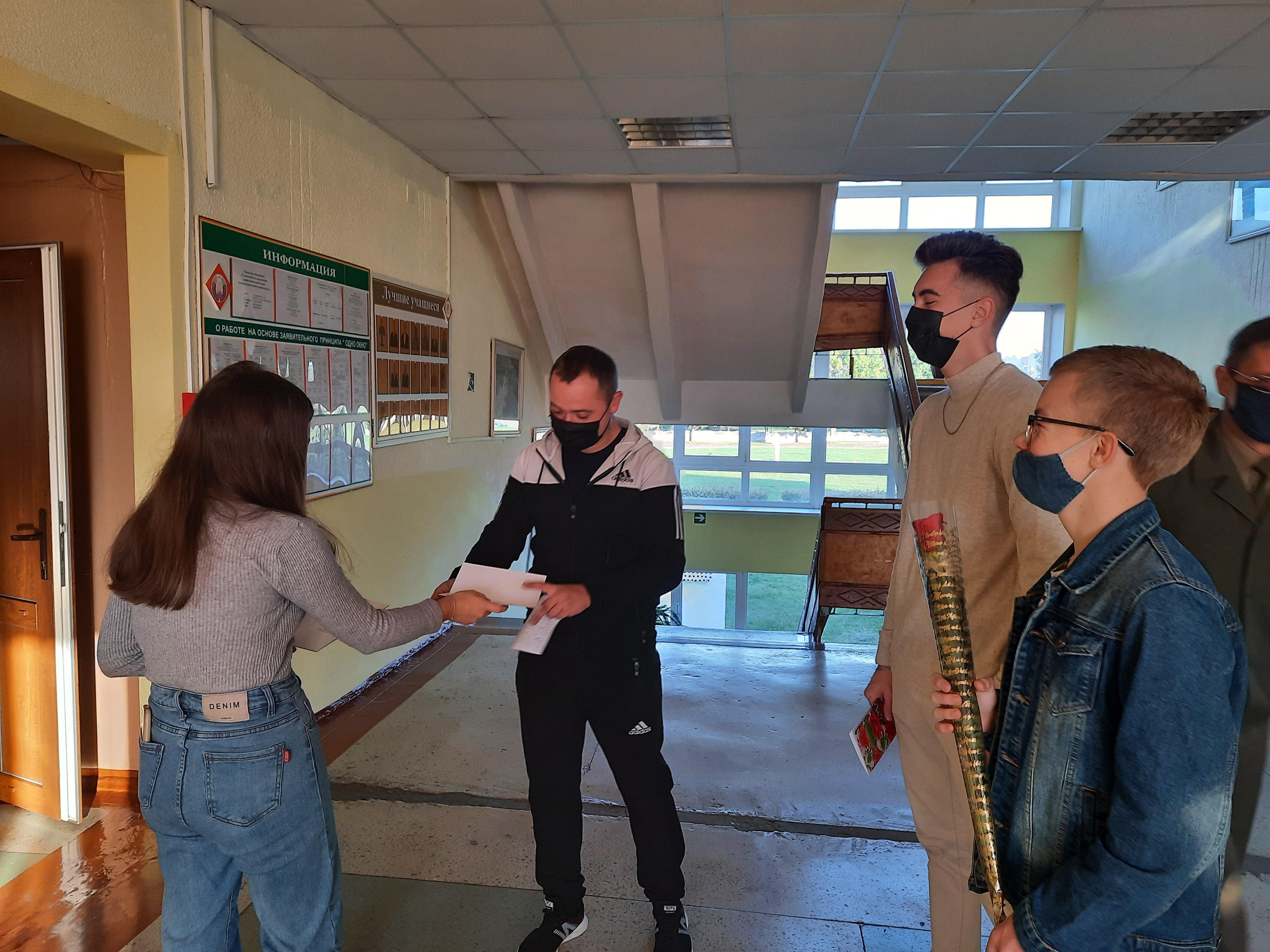 Поздравление преподавателей с Днём учителя фото 3