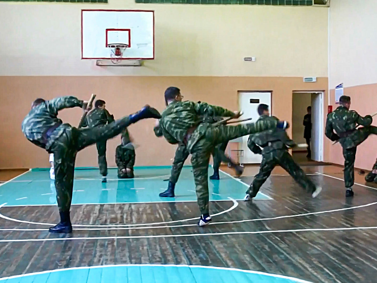 Показательные выступления по рукопашному бою фото 3