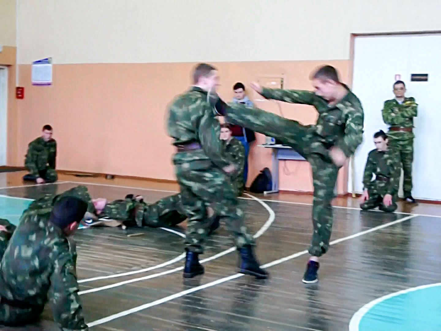 Показательные выступления по рукопашному бою фото 5