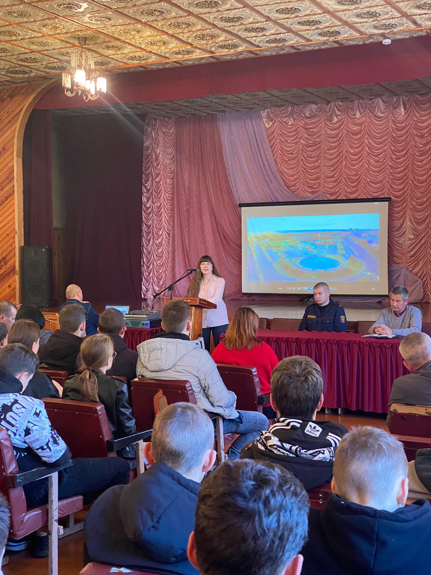 Встреча с инспектором ИДН, врачом-наркологом фото 2