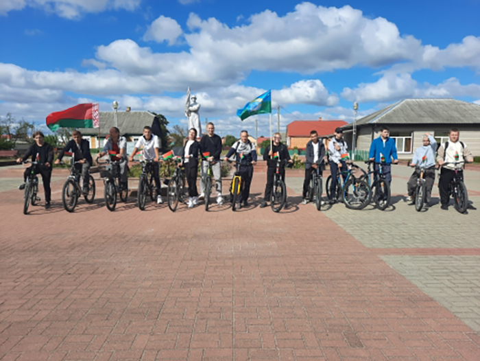 Велопробег, посвящённый Дню единения белорусского народа фото 5