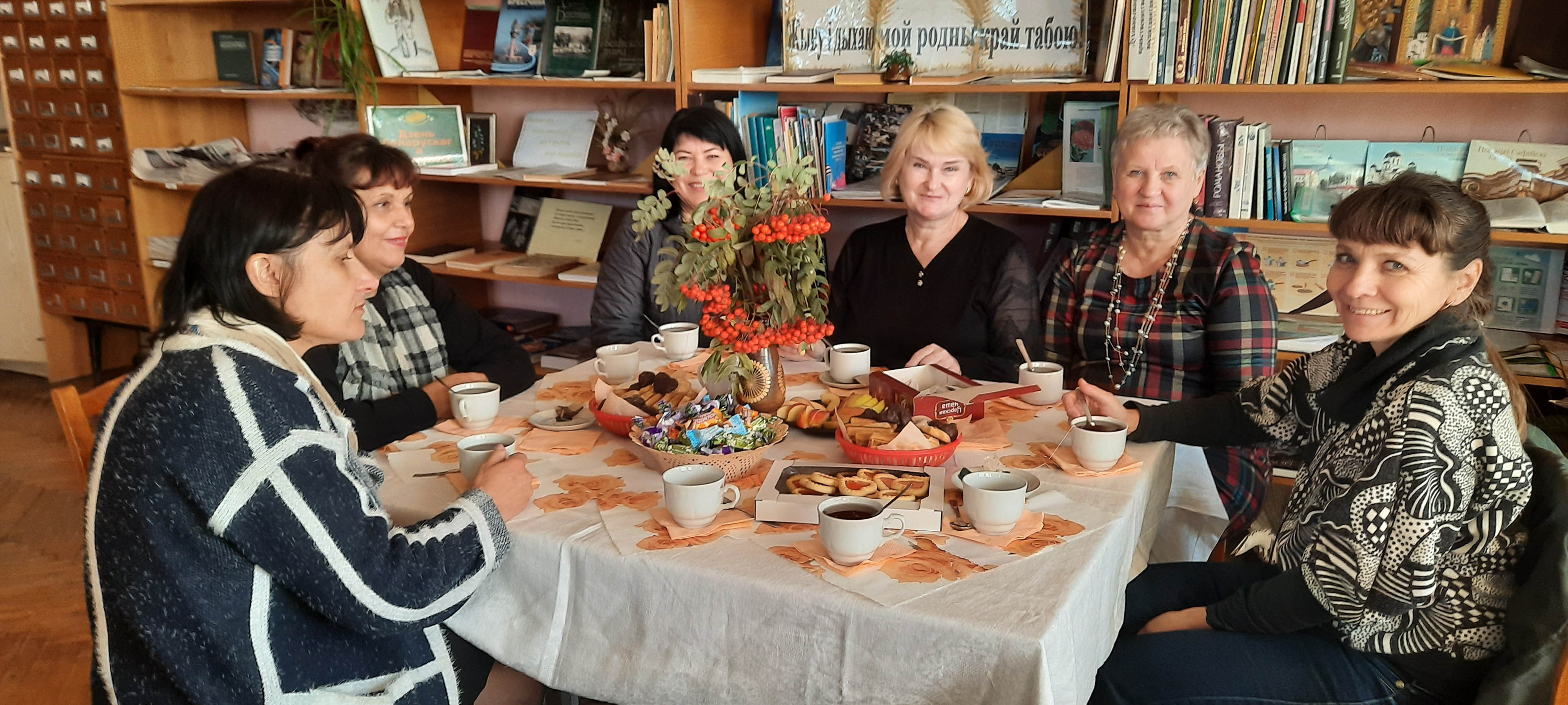 Круглый стол Мама - начало моей жизни