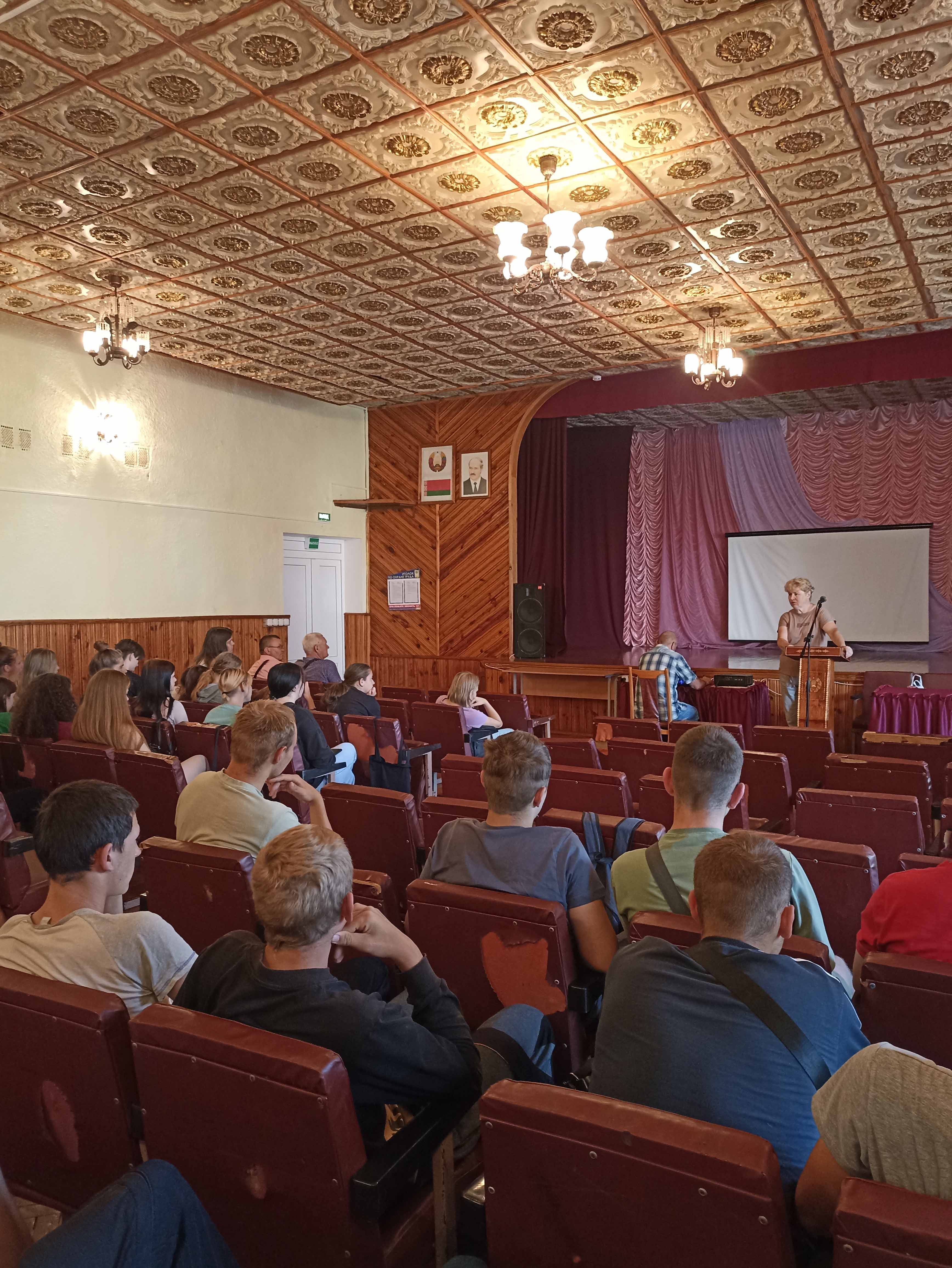 Круглый стол по вопросам профилактики наркомании и курения фото 1