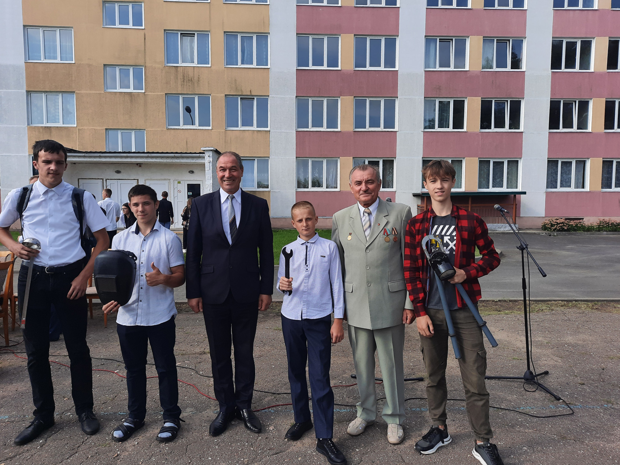 Торжественная линейка фото 3