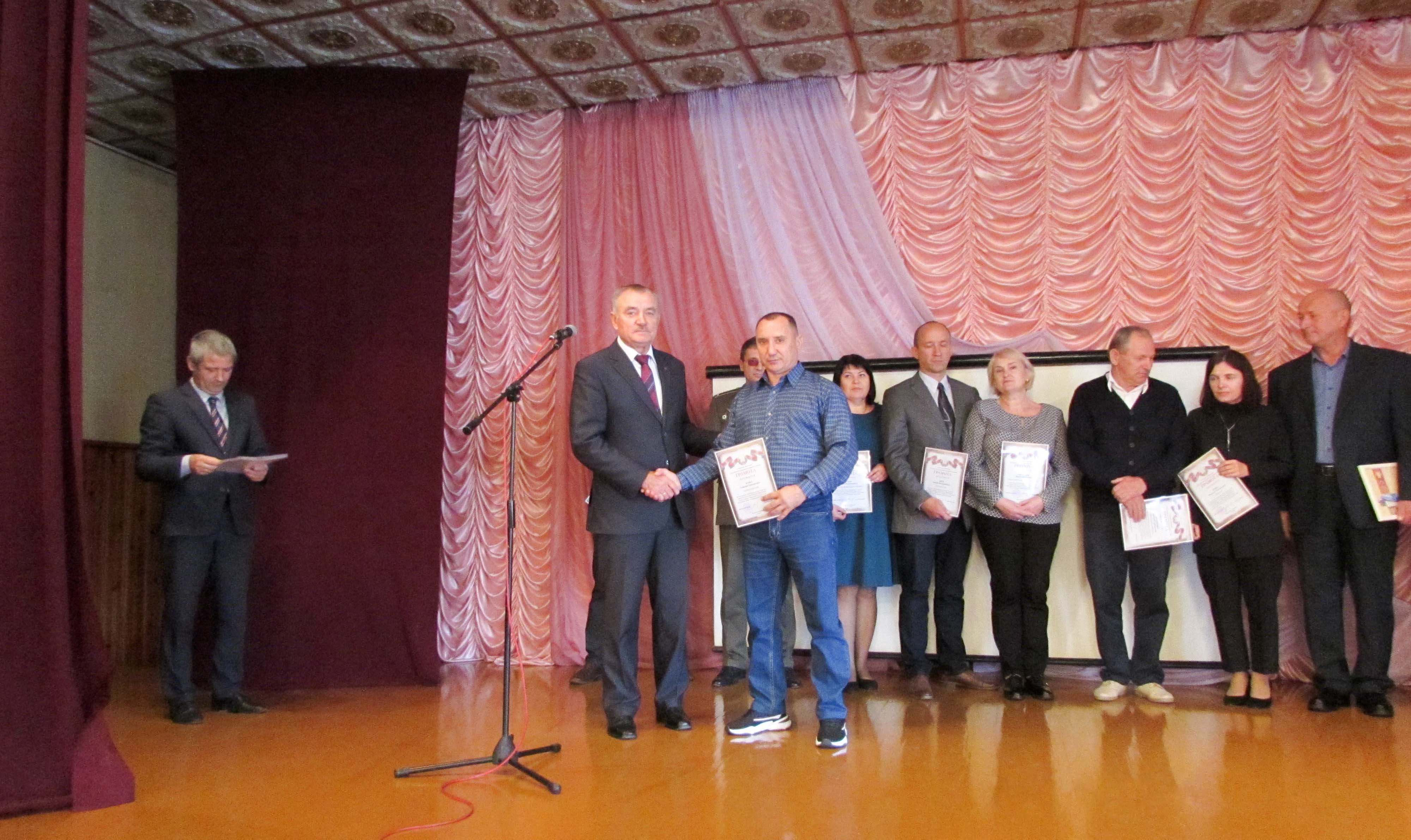 Торжественное собрание работников фото 4