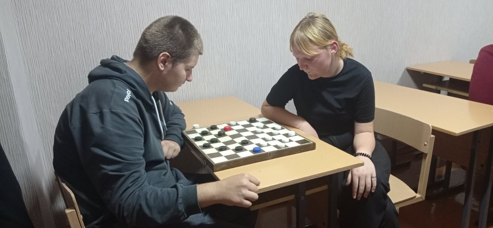 Первенство в общежитии по шашкам фото 1