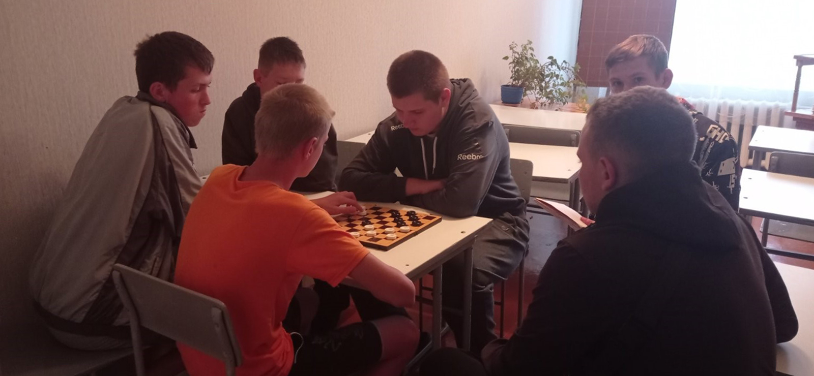 Первенство в общежитии по шашкам фото 4