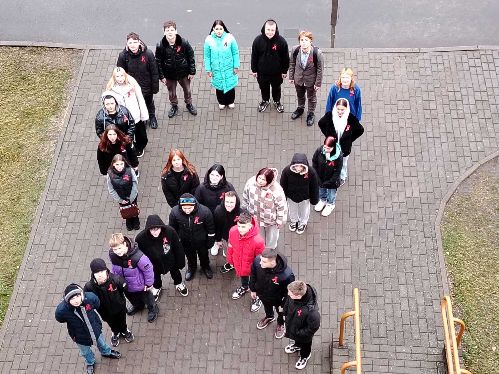 Флэш-моб Вместе против СПИДа фото 1