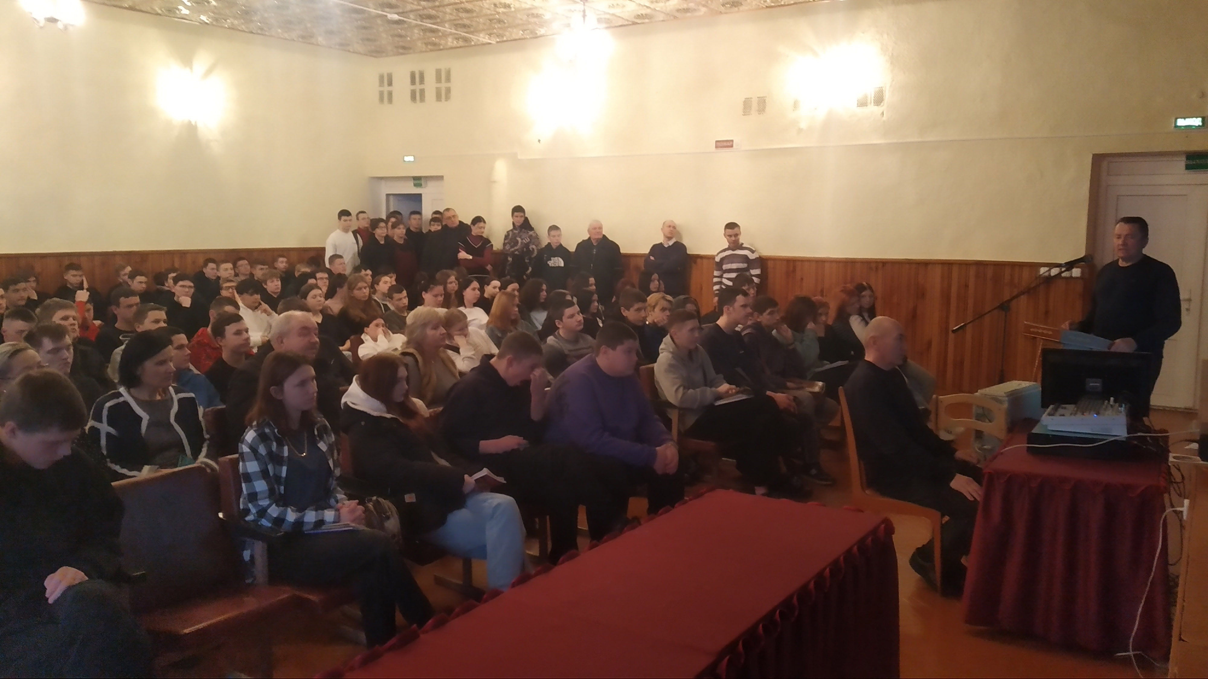 Информационный час на тему Права и обязанности пешехода фото 1