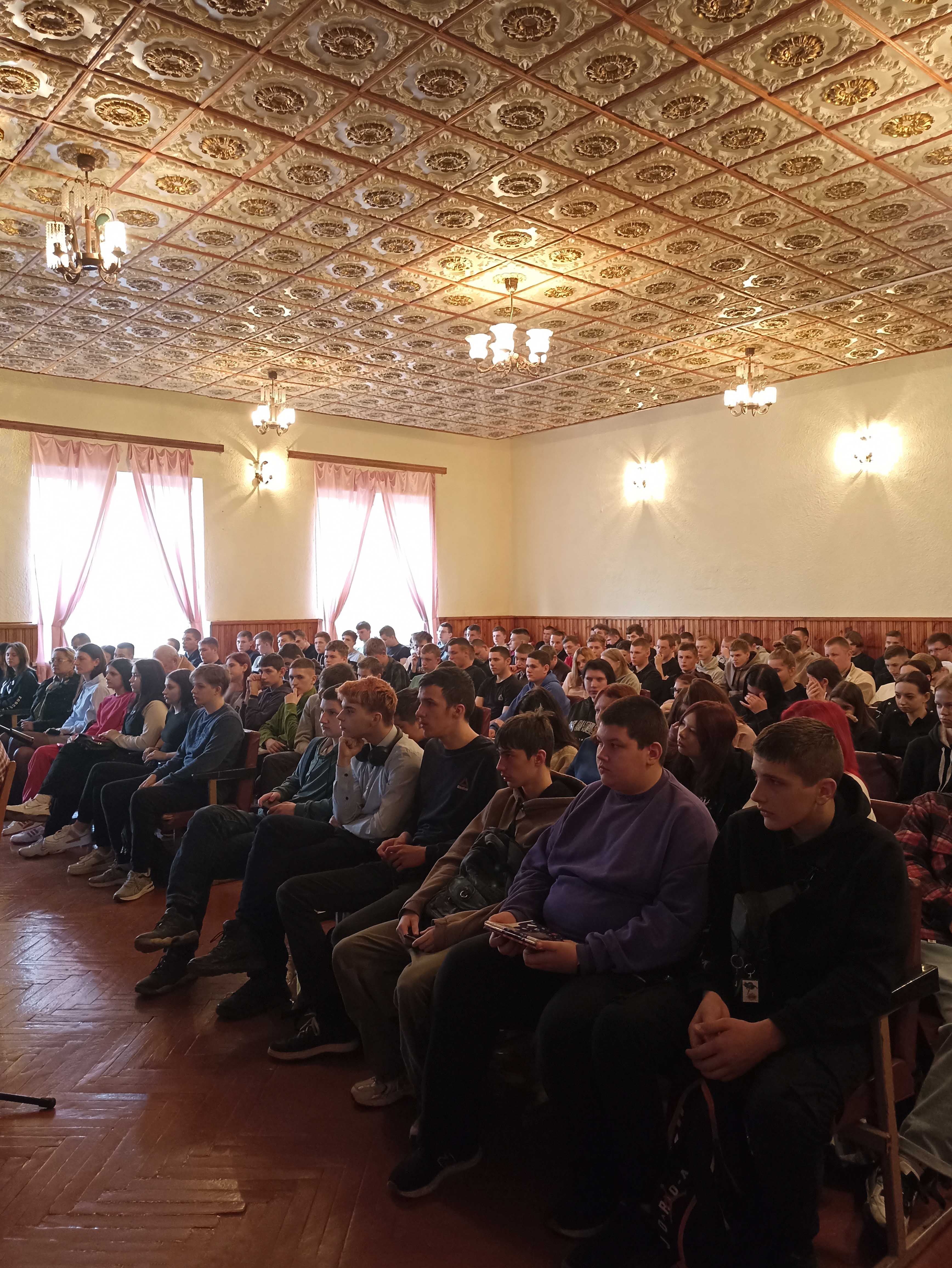 Единый урок, посвящённый Дню единения народов Беларуси и России фото 4