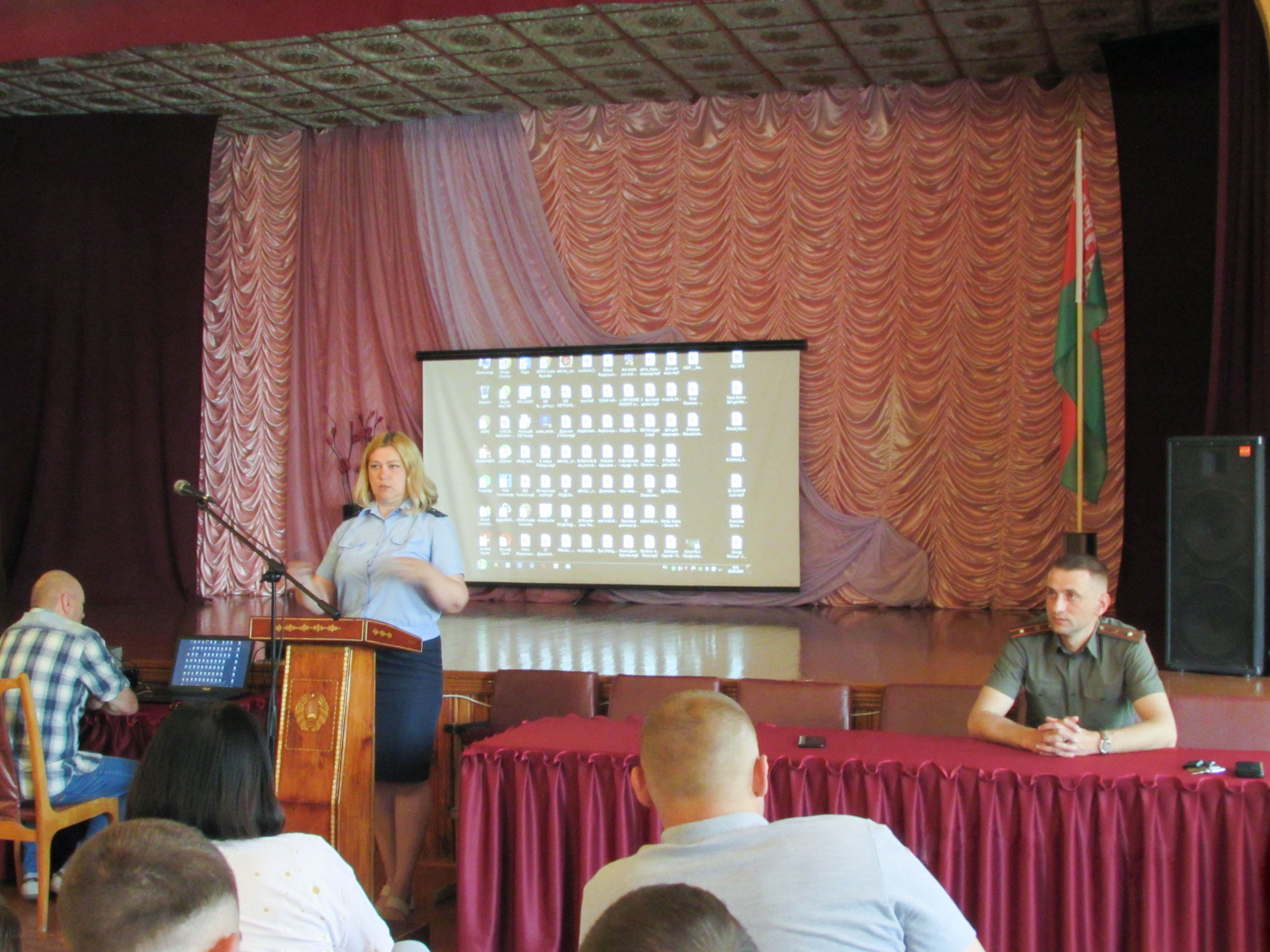 Выступление начальника отделения призыва и старшего помощника прокурора фото 7