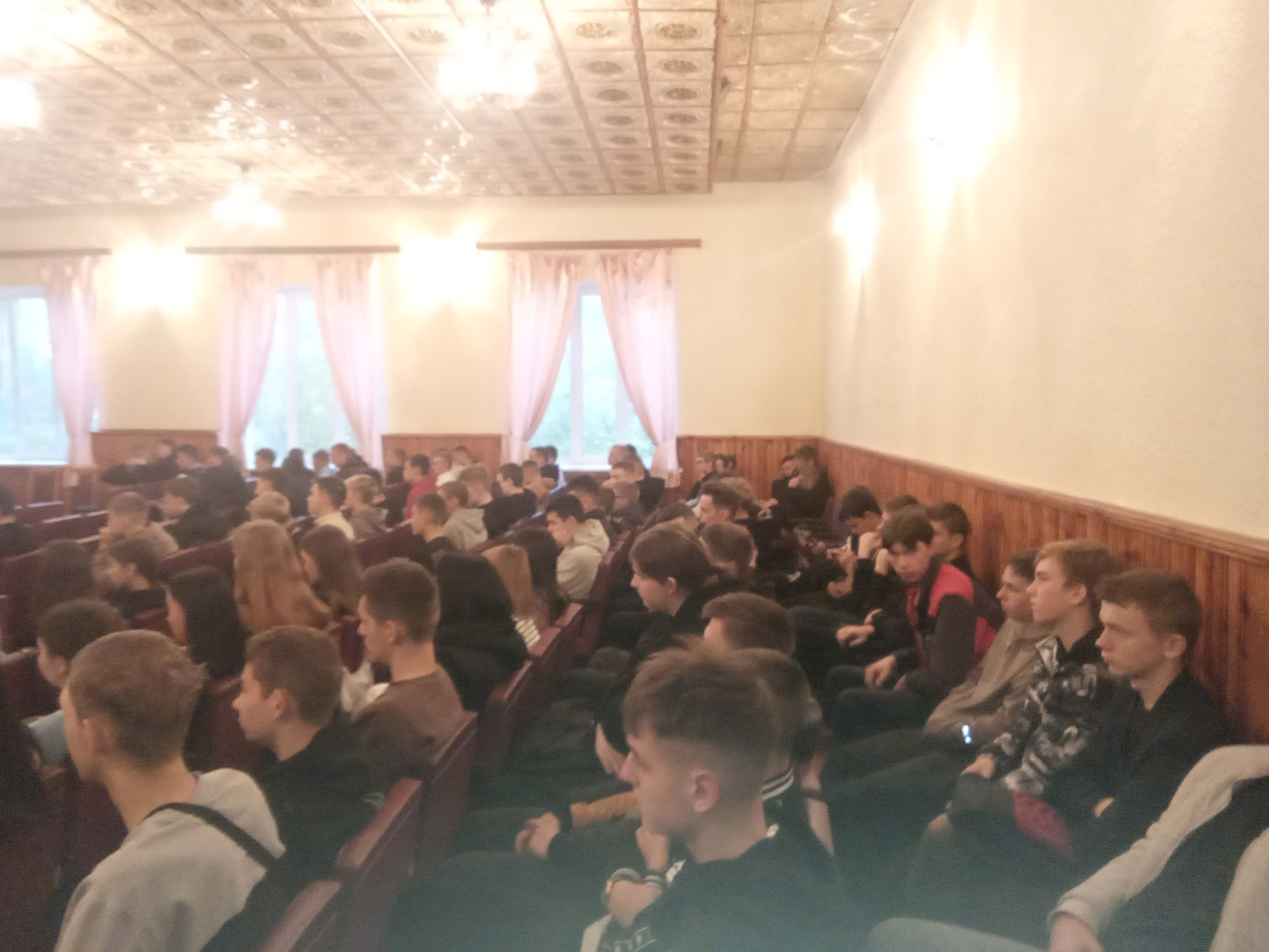 Выступление заместителя коменданта фото 5