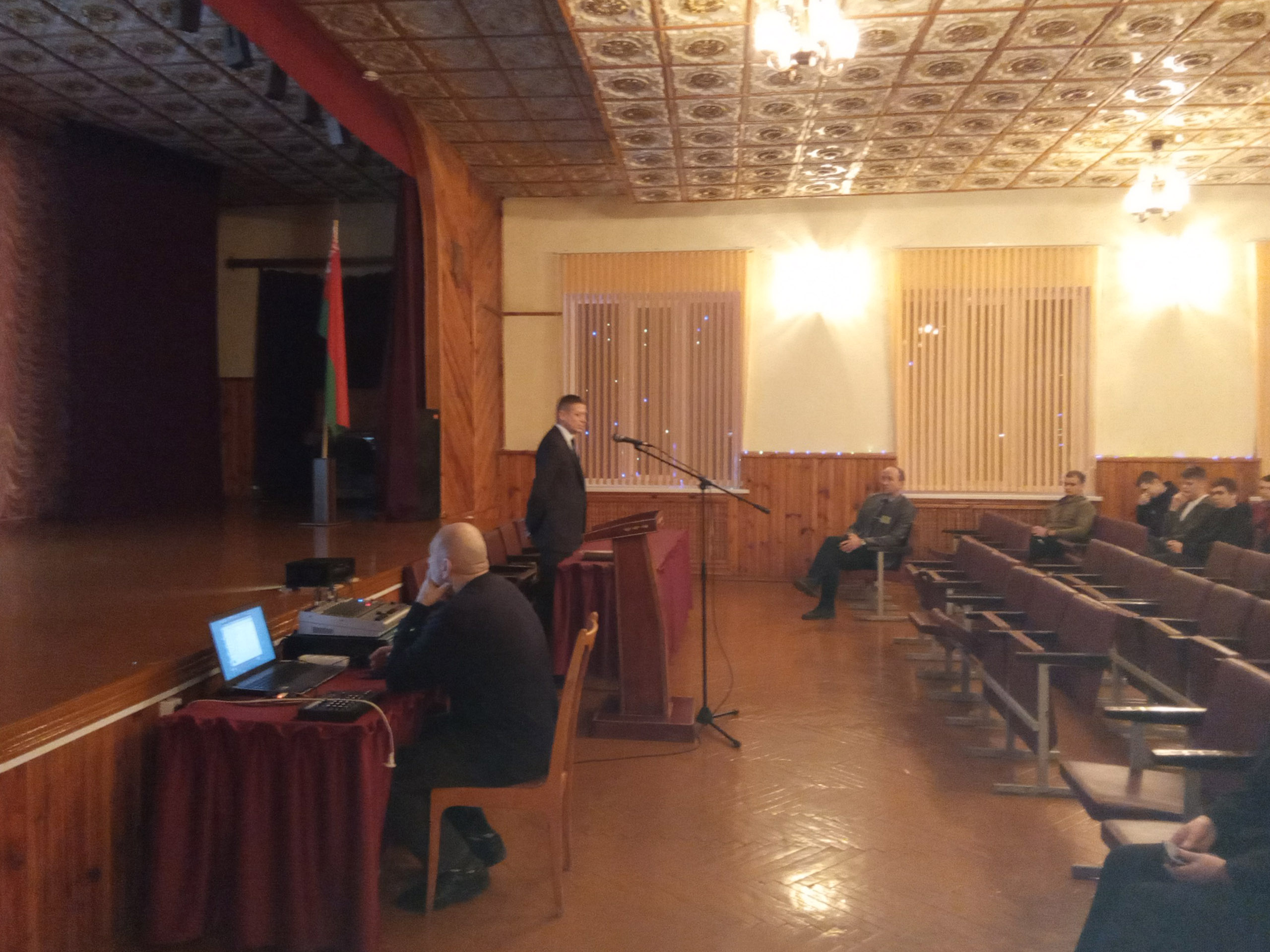 Выступление начальника рынка труда и занятости фото 2