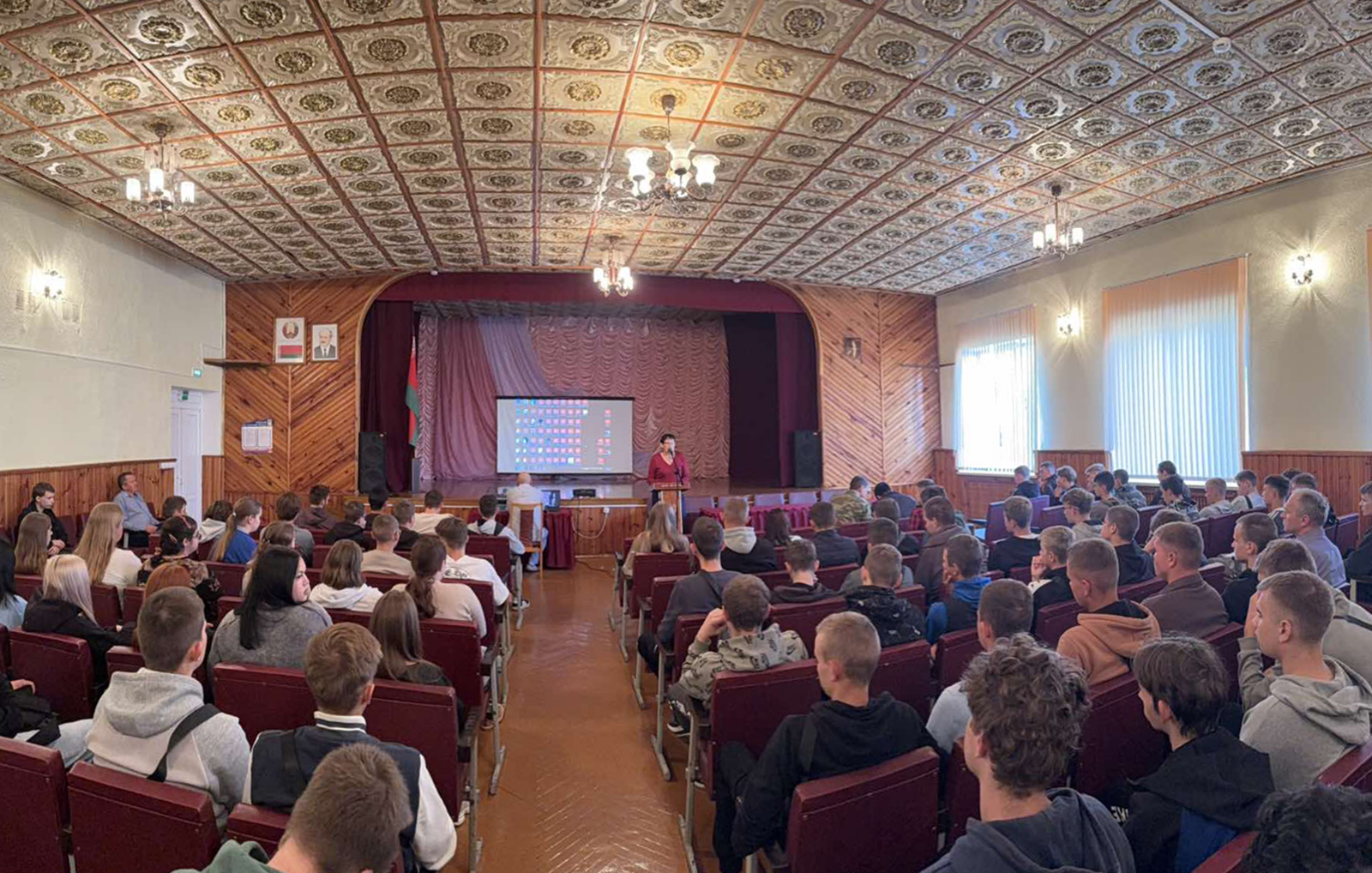 Информационный час Безопасность в сети Интернет фото 1