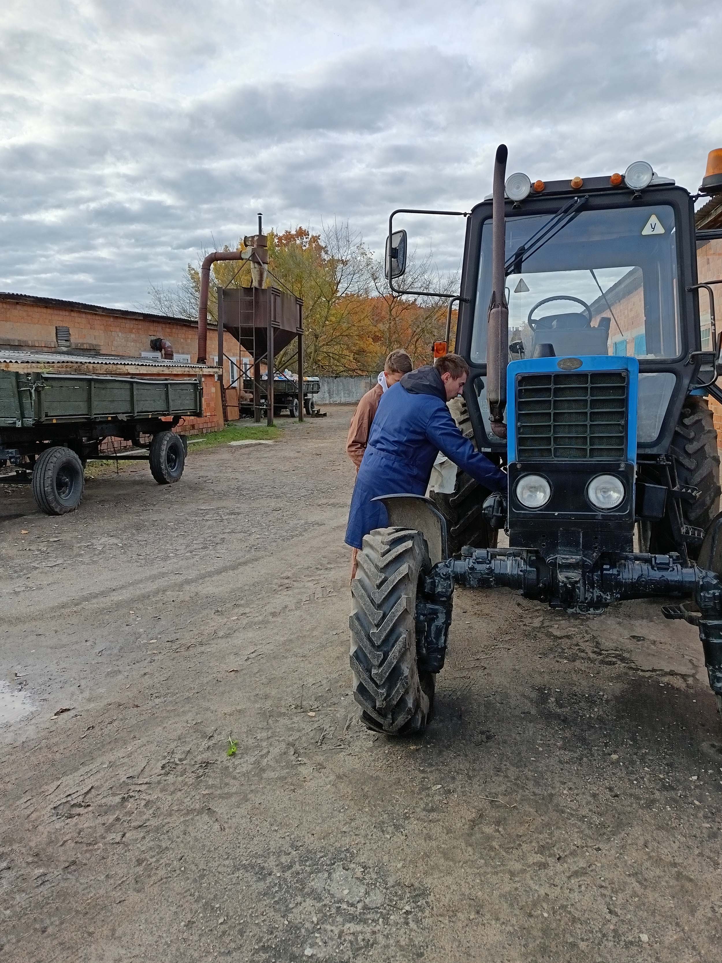 Открытый урок по вождению трактора фото 2