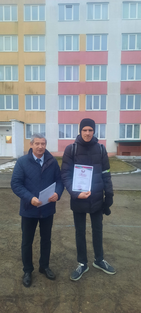 Линейка награждения победителей конкурса плакатов фото 13