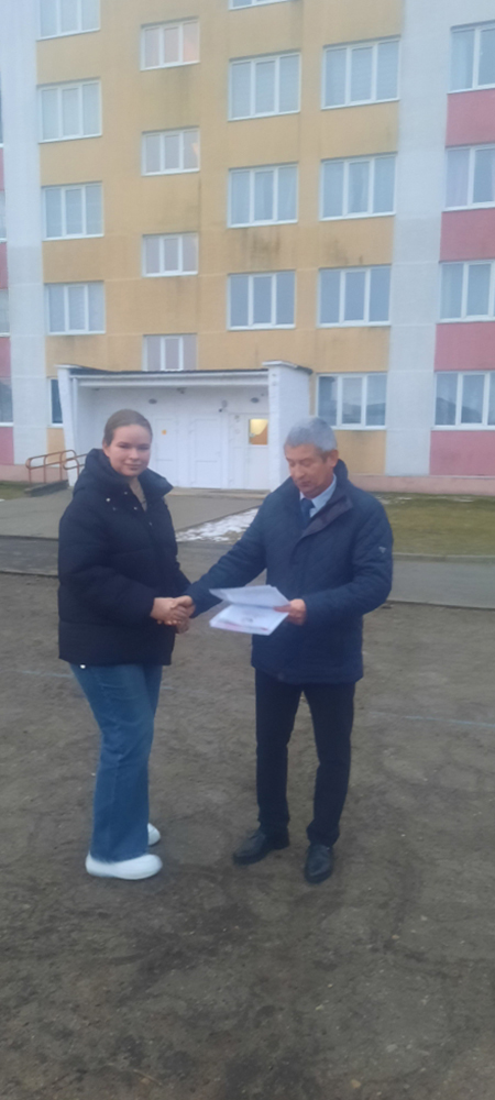 Линейка награждения победителей конкурса плакатов фото 14