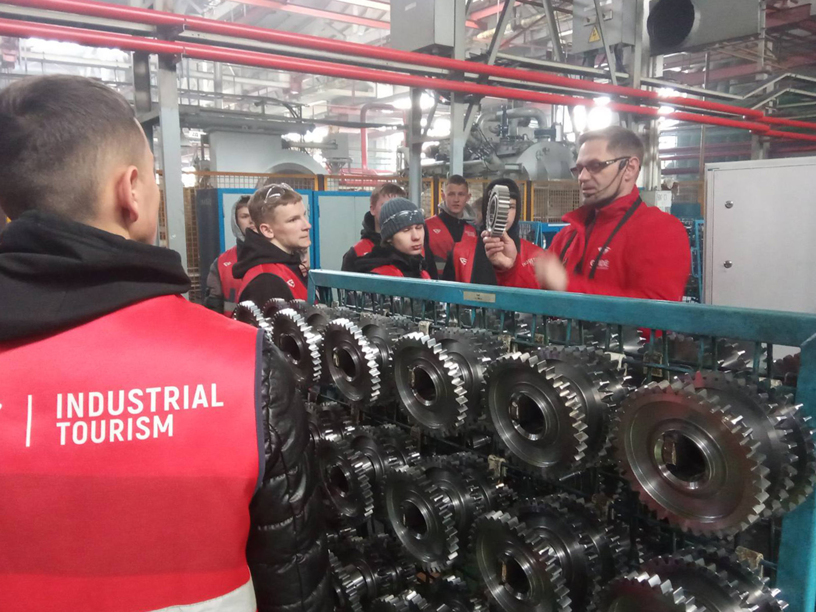 Экскурсия на тракторный завод фото 15