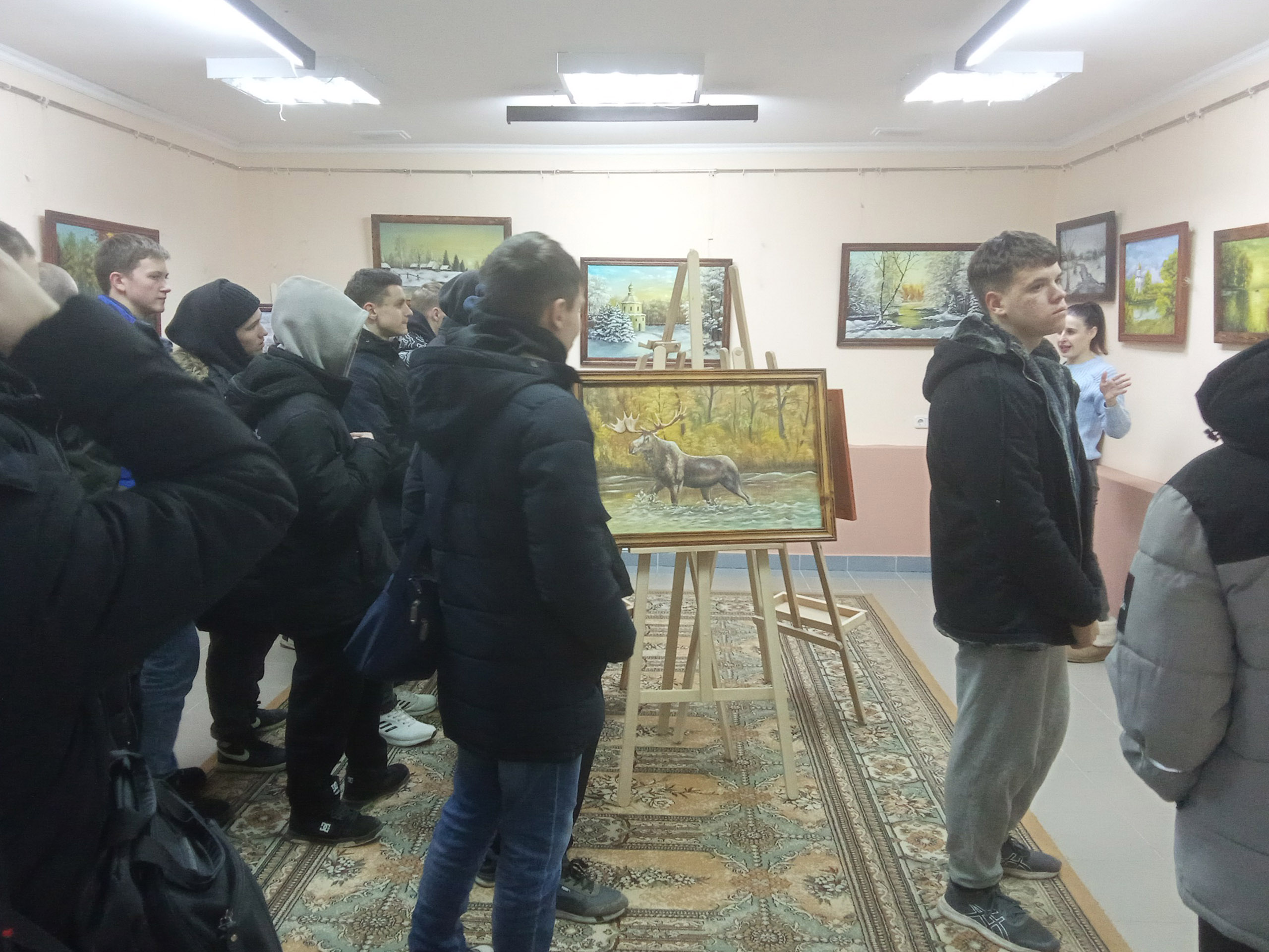 Посещение выставочного зала фото 2
