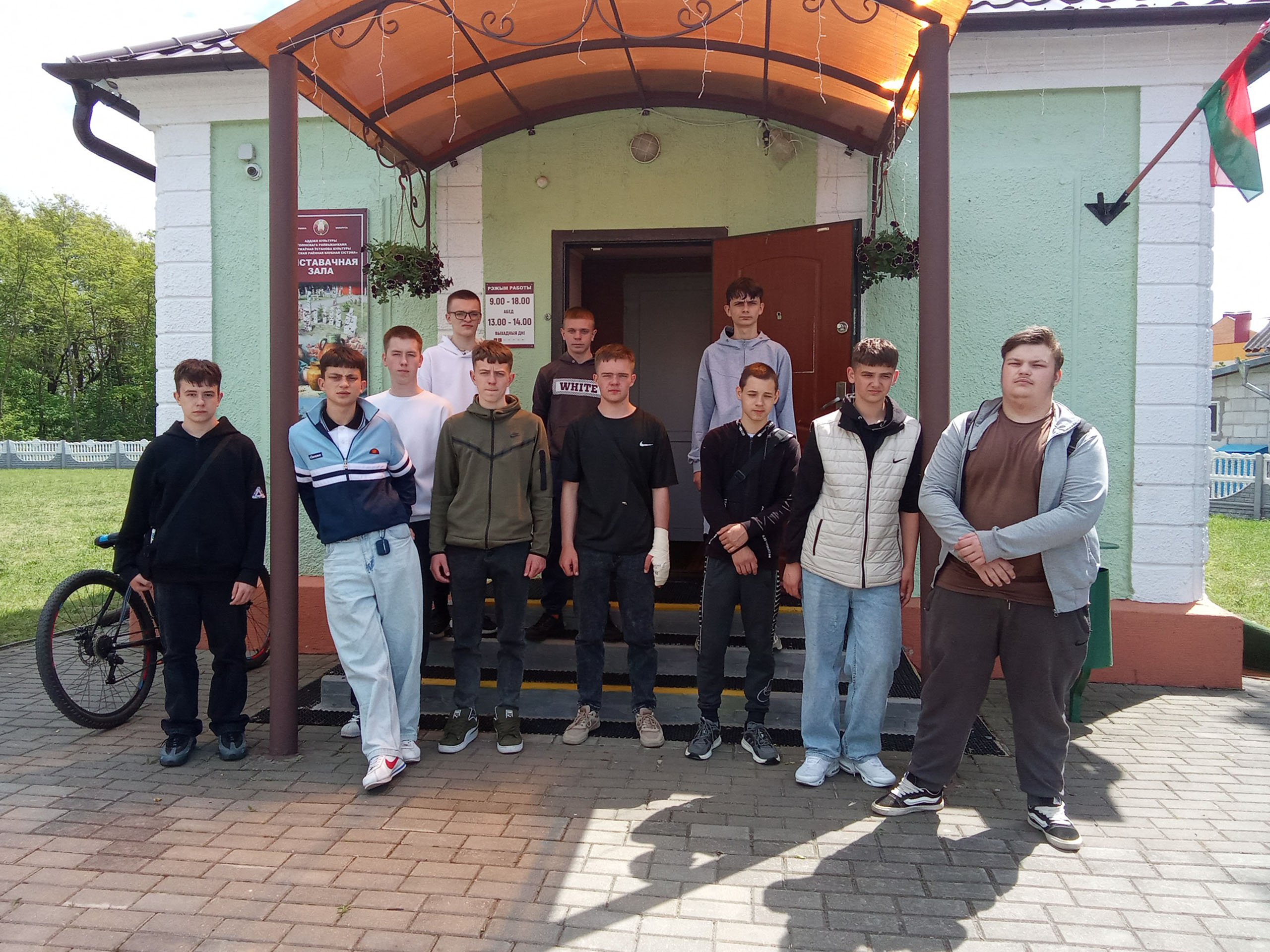 Посещение выставочного зала фото 1