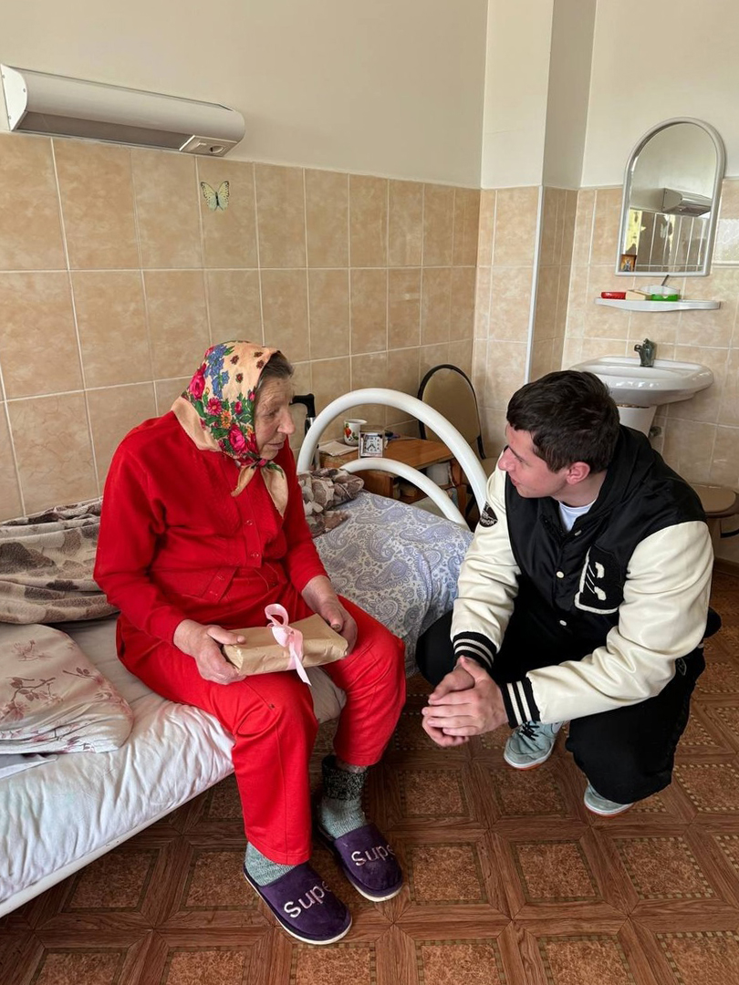 Поздравление бабушек из больницы фото 2