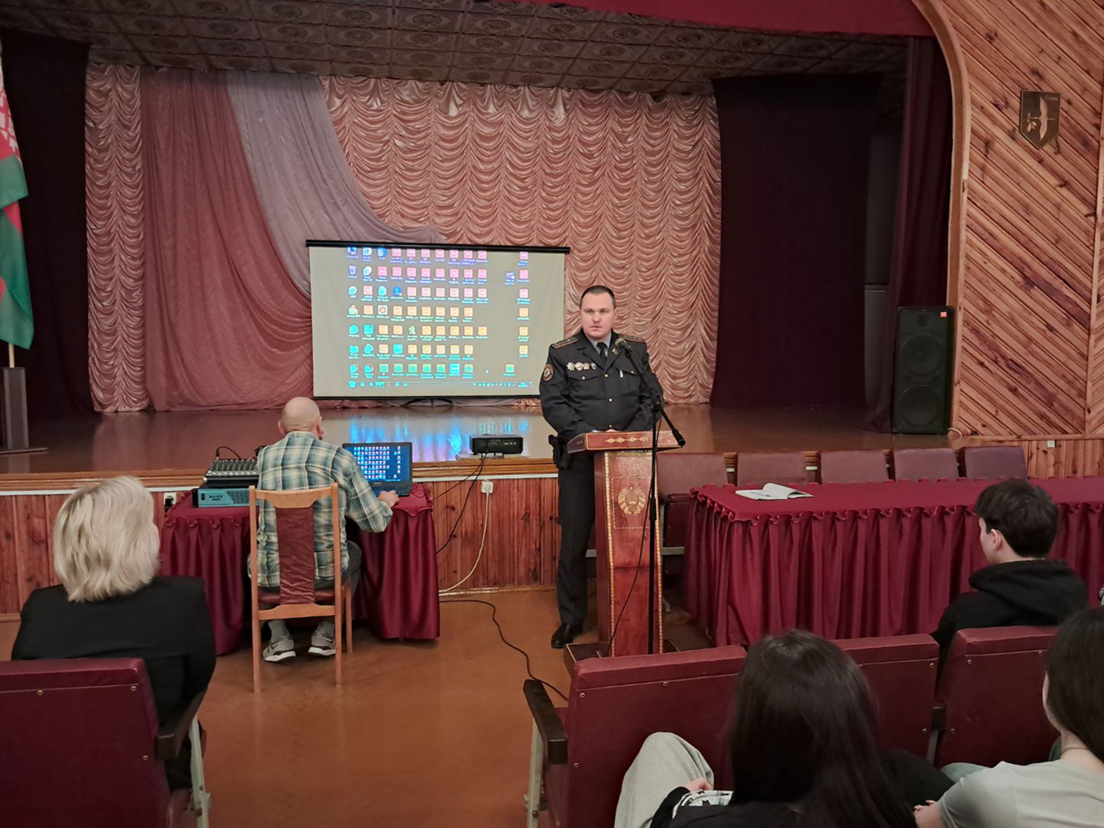 Информационный час Пешеход. Велосипед. ТСПМ - безопасность на дороге фото 1