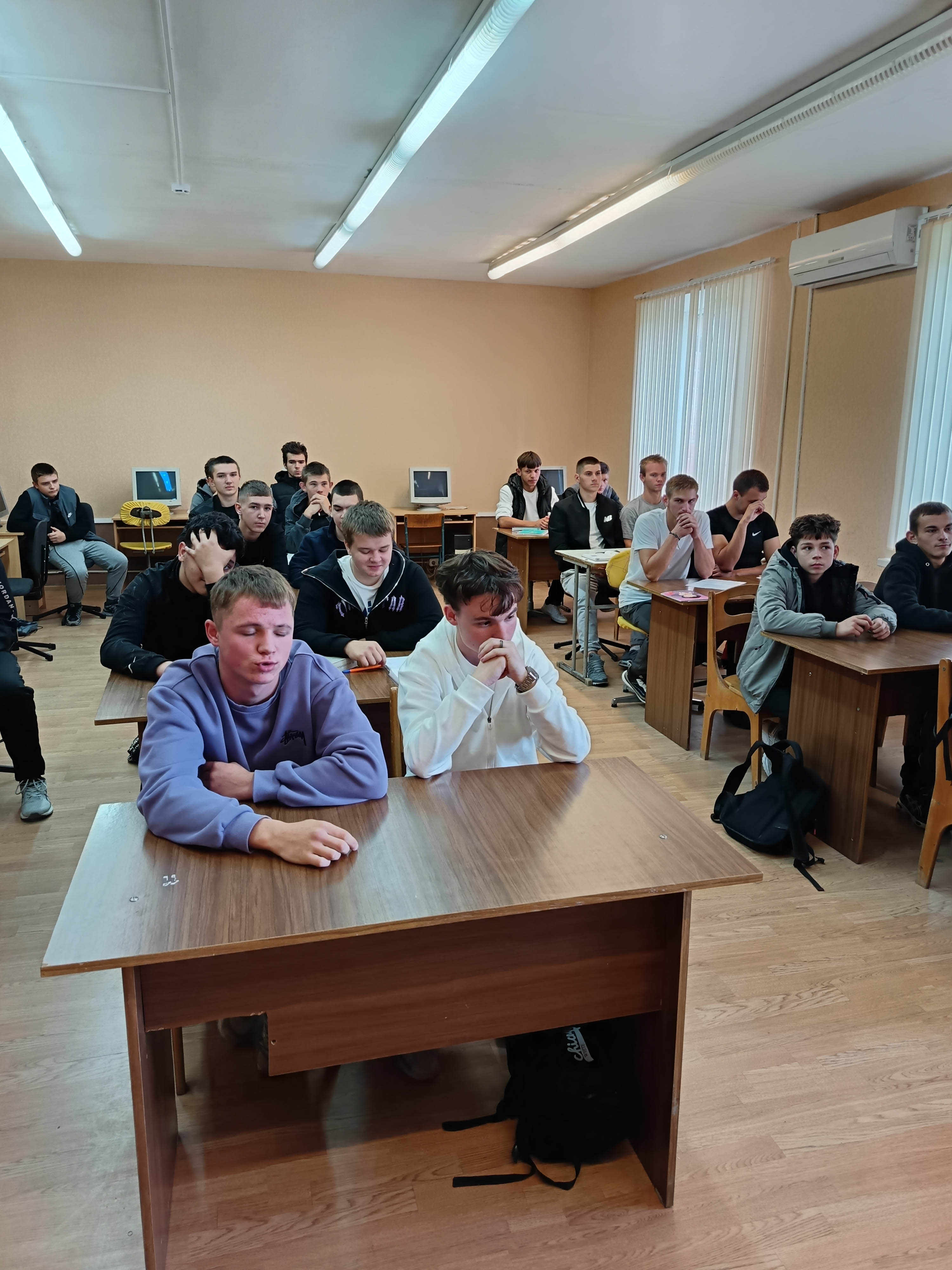 Профилактическая встреча старшего участкового инспектора ИДН фото 1