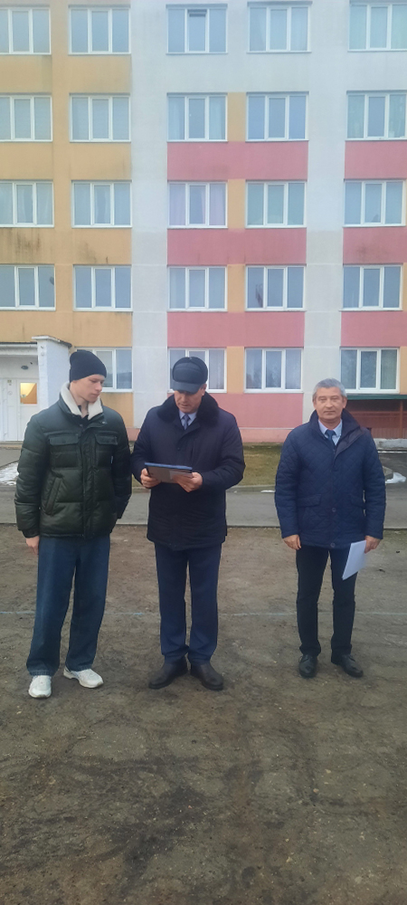 Линейка награждения победителей конкурса плакатов фото 8