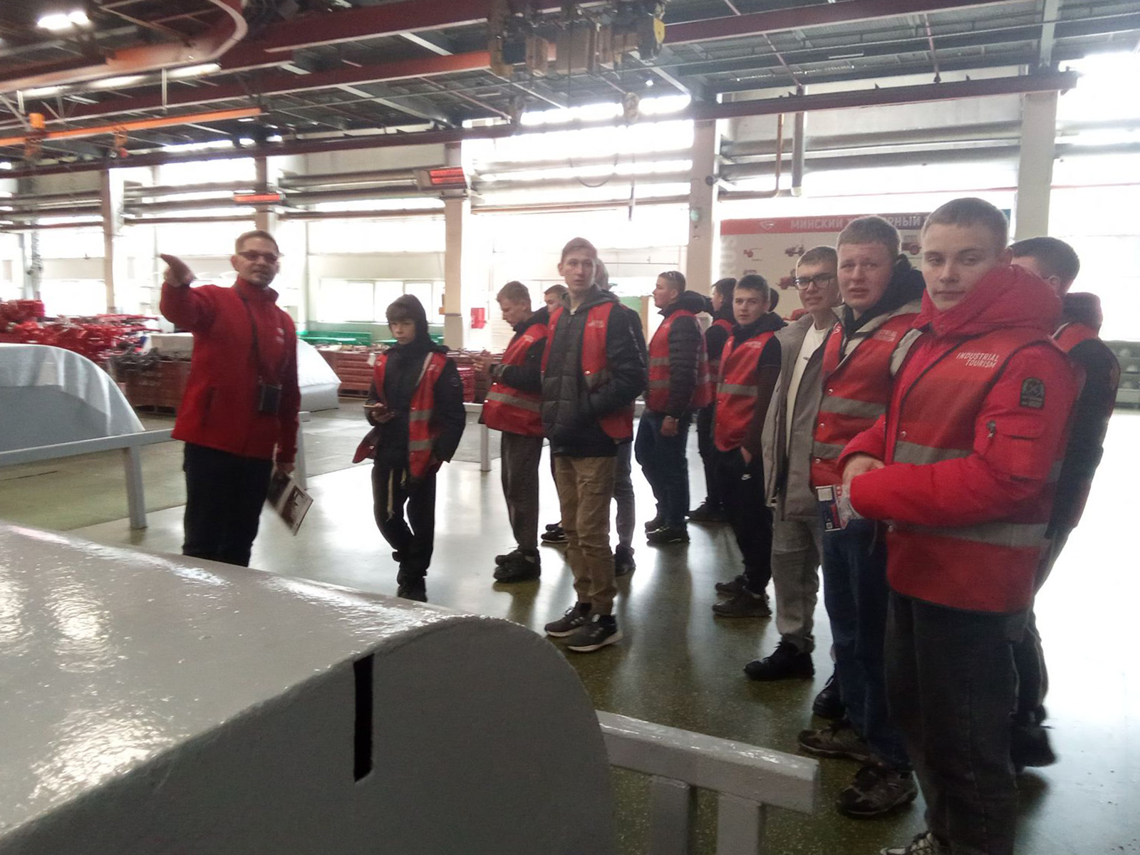 Экскурсия на тракторный завод фото 14