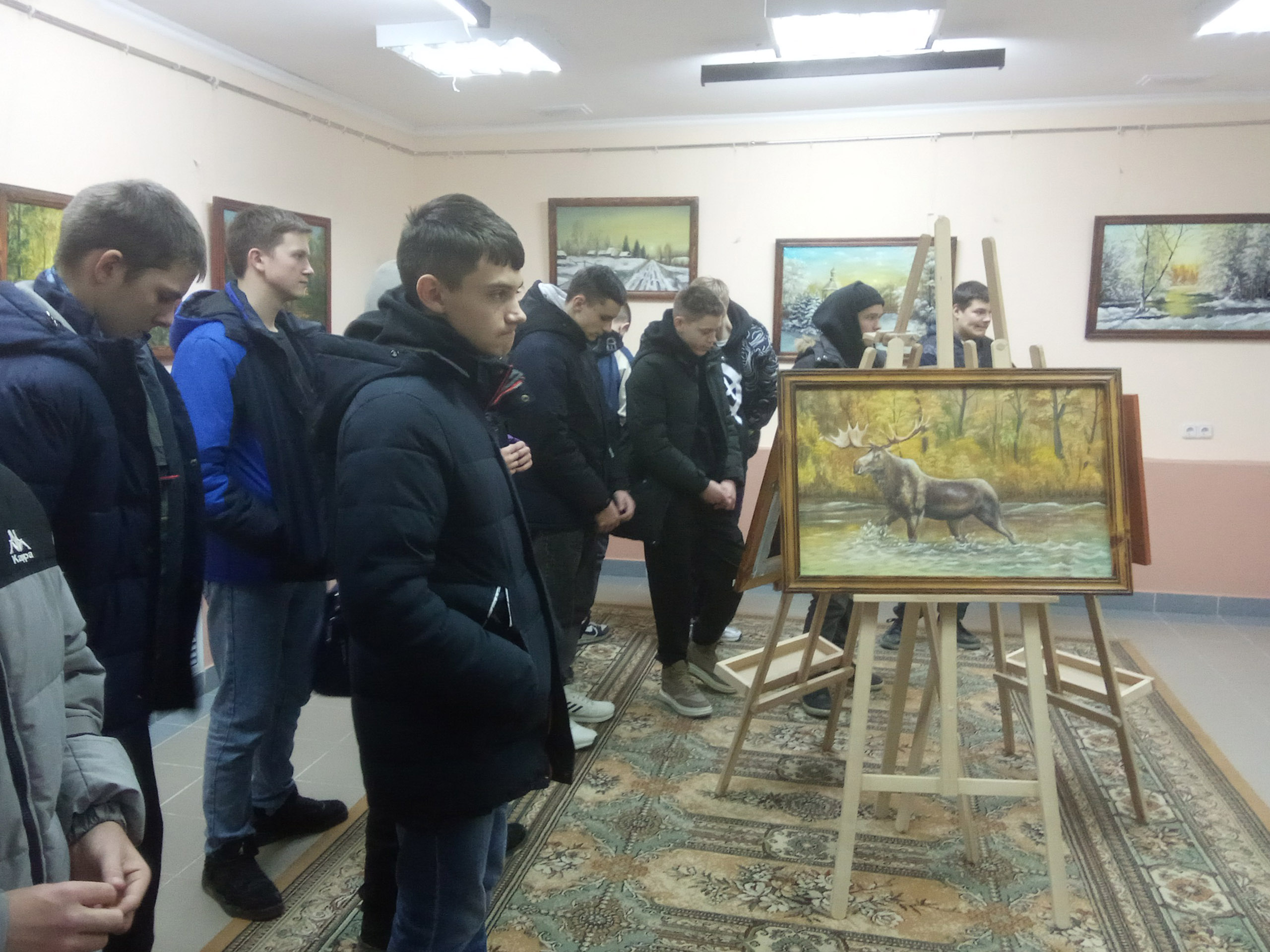 Посещение выставочного зала фото 3