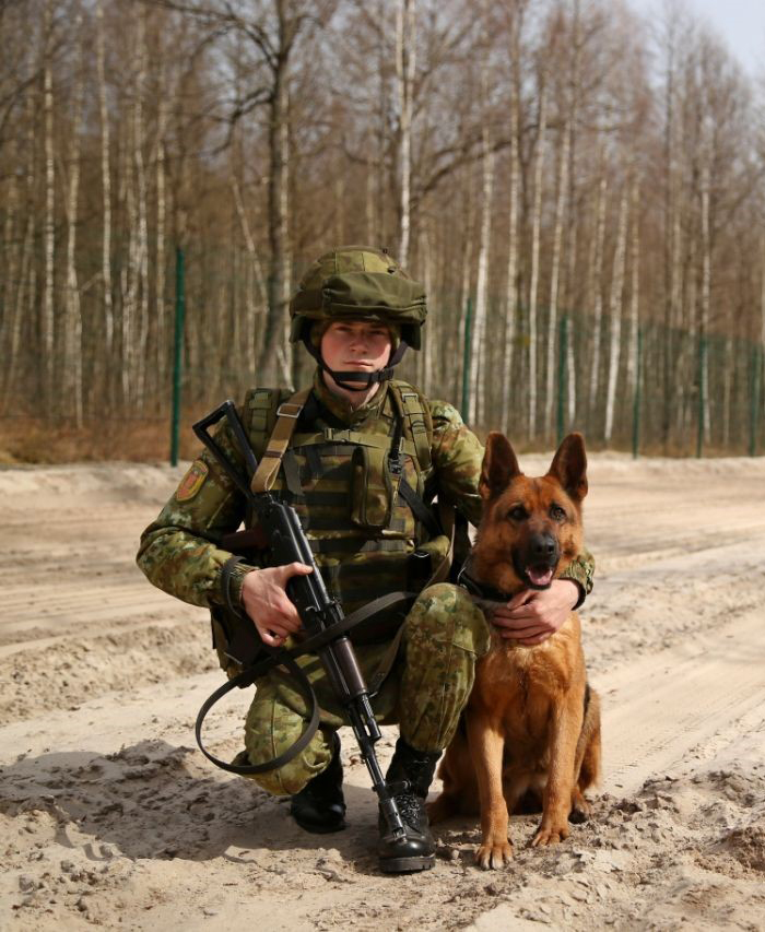 Пограничник Хорошун