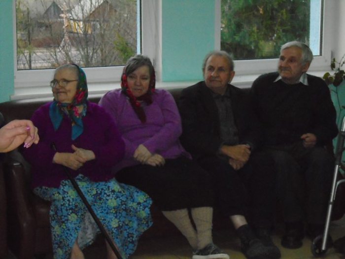 Наведванне Дома сястрынскага догляду і міласэрнасці фота 2