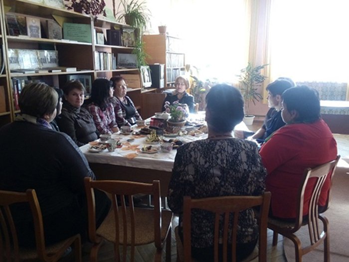 Круглы стол, прысвечаны Дню Маці фота 3