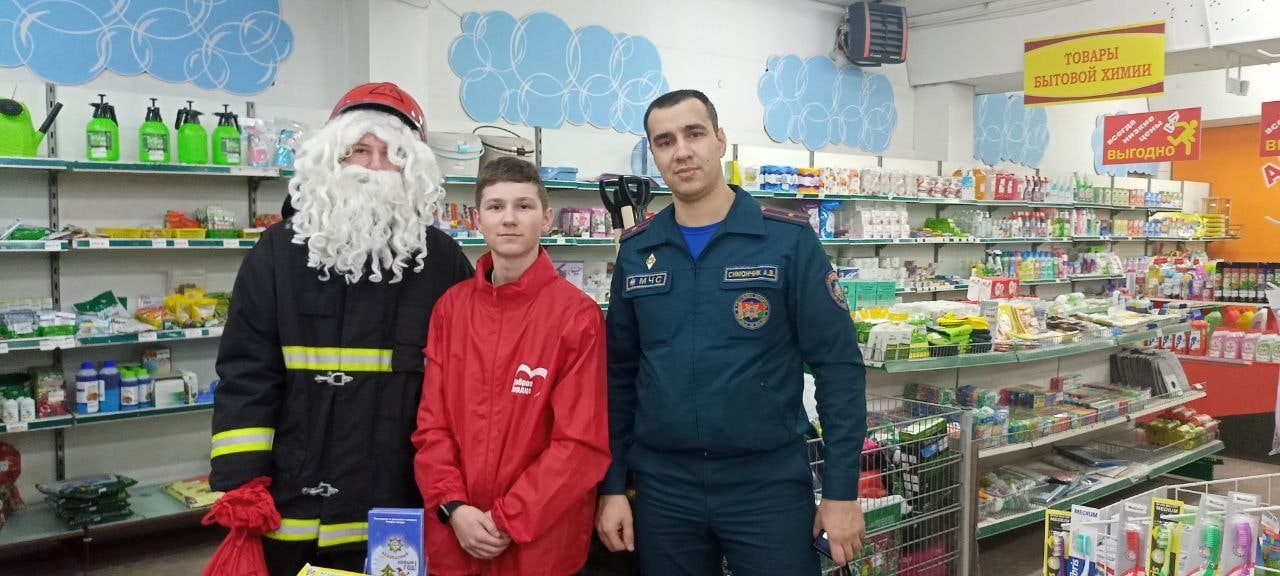 Рэспубліканская акцыя Бяспечны Новы Год фота 2