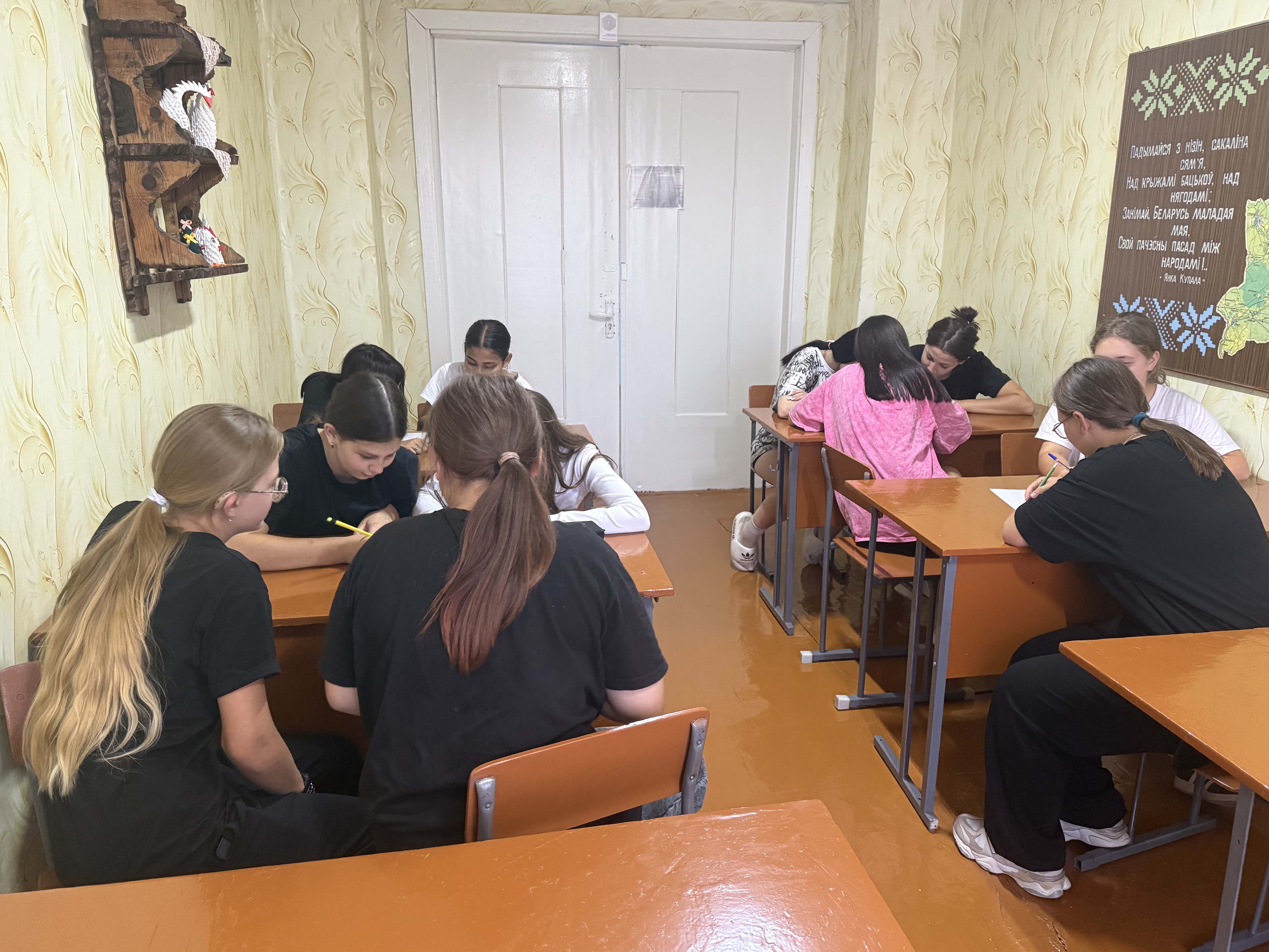 Акция ко Всемирному дню предотвращения самоубийств фото 1